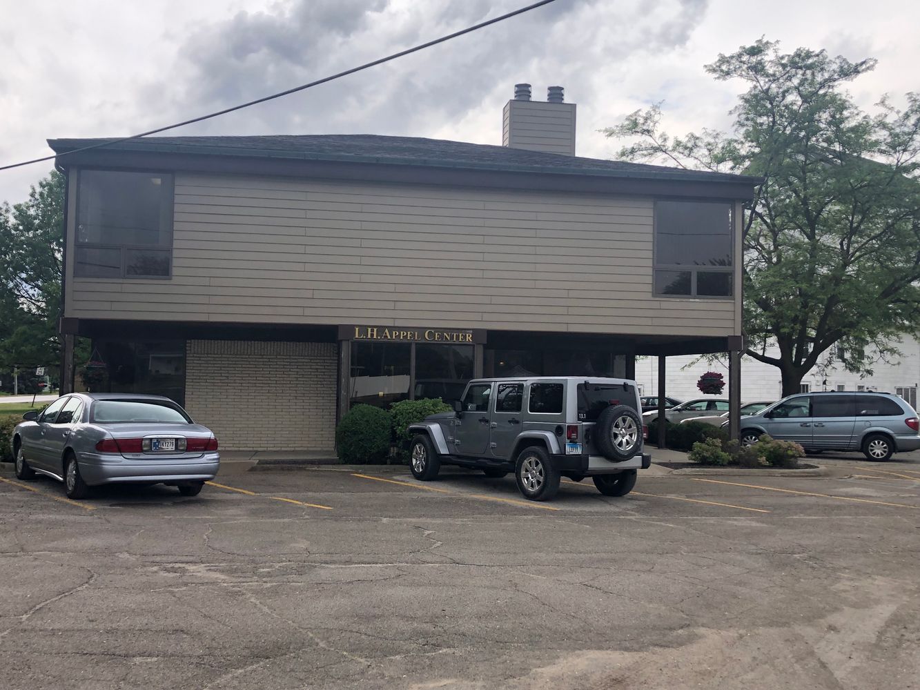 1231 Keokuk St, Lincoln, IL 62656